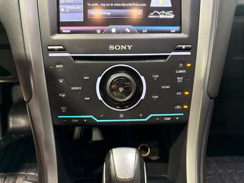 Used 2013 Ford Fusion Titanium FWD image 18