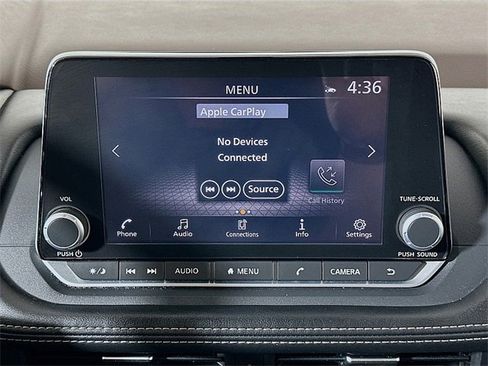 Used 2023 Nissan Rogue SV image 14