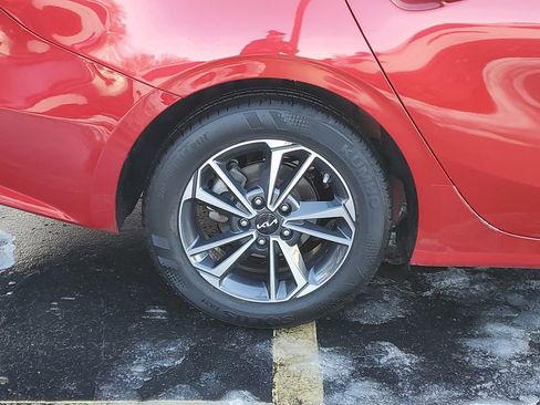 Certified 2024 Kia Forte LXS w/ LXS Technology Package image 5