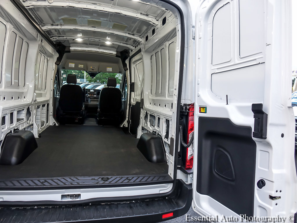 Used 2024 Ford Transit 250 148 Medium Roof RWD image 18