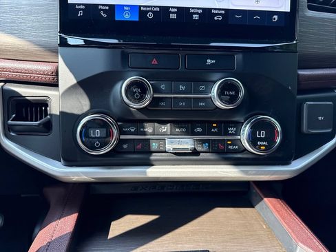Used 2023 Ford Expedition Max Limited AWD/4WD image 20