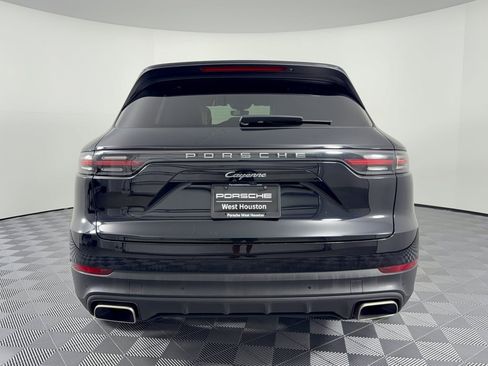 Certified 2022 Porsche Cayenne AWD/4WD image 11