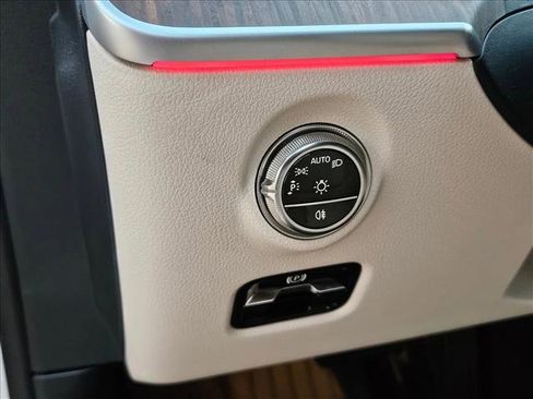 Used 2026 Mercedes-Benz C 300 C 300 image 12