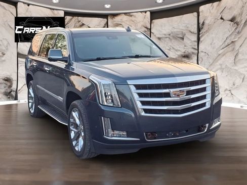 Used 2020 Cadillac Escalade Luxury AWD/4WD image 1
