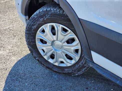 Used 2024 Ford Transit 350 XLT image 13