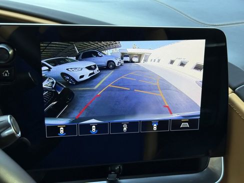 Used 2023 Chevrolet Corvette Stingray Premium Conv w/ Z51 Performance Package image 6