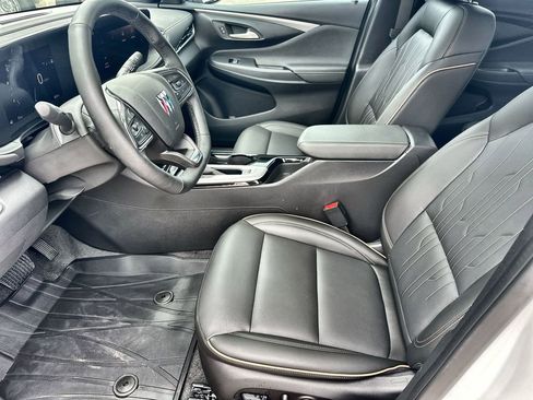 Used 2026 Buick Envista Avenir FWD image 24