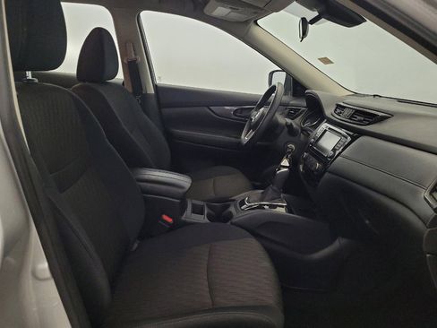 Used 2019 Nissan Rogue S AWD/4WD image 21