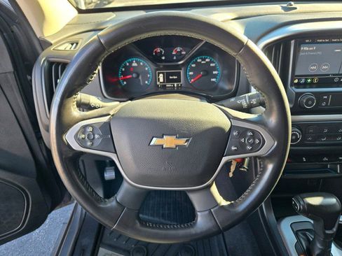 Used 2021 Chevrolet Colorado LT w/ LT Convenience Package image 32