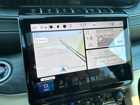 Used 2024 Jeep Grand Cherokee L Limited w/ Luxury Tech Group II image 31