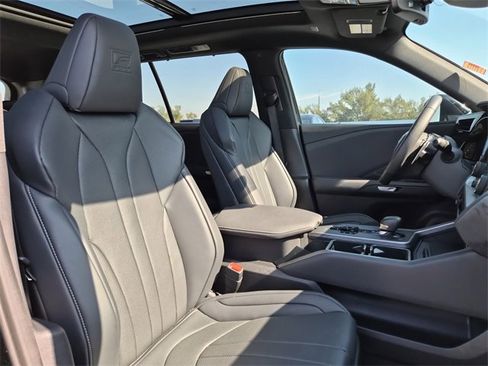 Used 2025 Lexus TX 350 AWD image 20