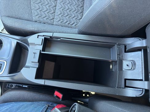 Used 2023 Chevrolet Equinox LT image 26