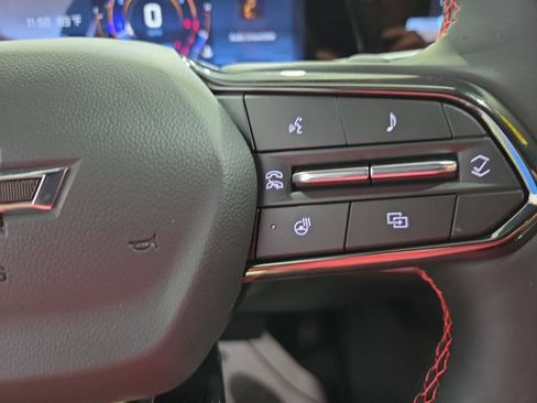 Used 2027 Chevrolet Equinox RS w/ LPO, Floor Liner Package FWD image 16