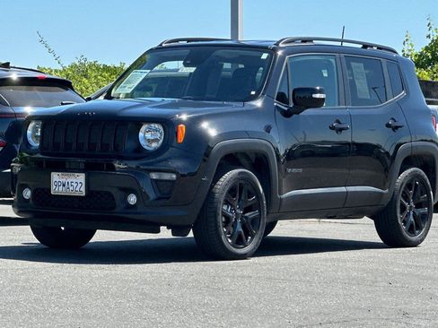 Certified 2023 Jeep Renegade Altitude w/ Convenience Group I AWD/4WD image 8