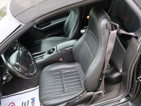 Used 2002 Chevrolet Camaro Z28 w/ Sport Appearance Pkg RWD image 34