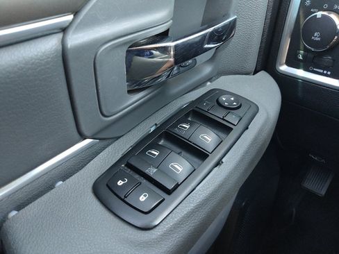 Used 2014 RAM 1500 Big Horn RWD image 27