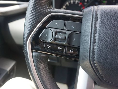 Used 2023 Toyota Tundra Limited AWD/4WD image 8