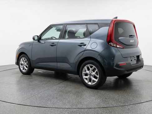 Used 2025 Kia Soul LX w/ LX Technology Package image 6