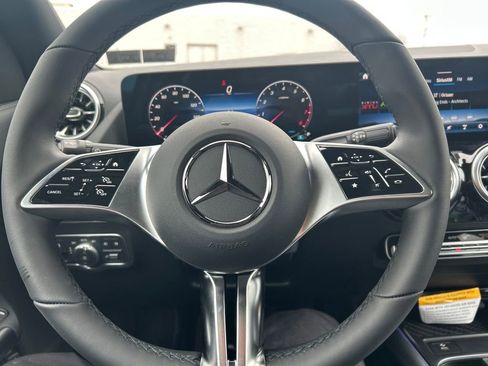 New 2026 Mercedes-Benz GLA 250 4MATIC image 10