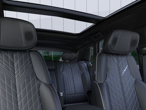 New 2026 Cadillac Lyriq V AWD/4WD image 24