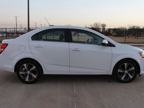 Used 2020 Chevrolet Sonic Premier image 7