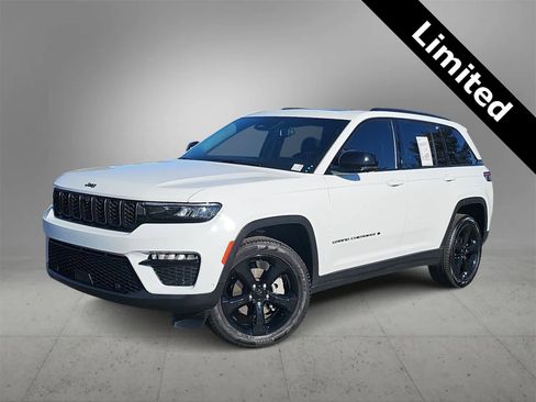 Used 2025 Jeep Grand Cherokee Limited w/ Luxury Tech Group II image 1