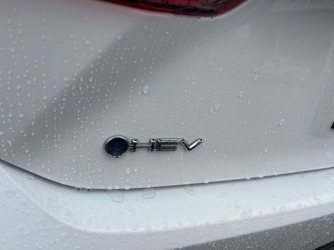 Used 2025 Toyota Camry LE FWD image 15