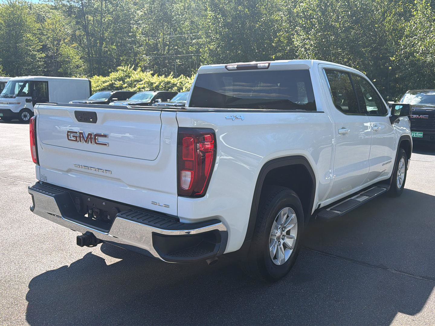 Certified 2022 GMC Sierra 1500 SLE AWD/4WD image 5