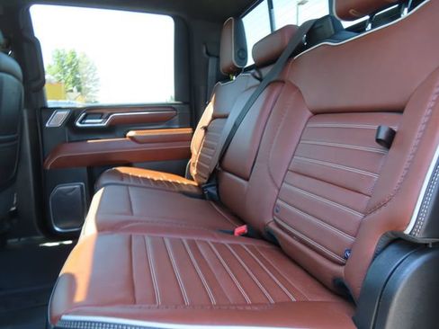 Used 2024 GMC Sierra 3500 Denali Ultimate AWD/4WD image 45