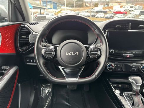 Used 2023 Kia Soul GT-Line w/ GT-Line Technology Package image 24