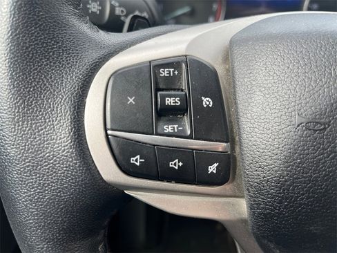 Used 2020 Ford Explorer XLT w/ Comfort Package image 20