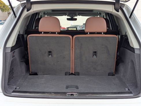 Used 2019 Audi Q7 3.0T Prestige w/ Prestige Package image 24