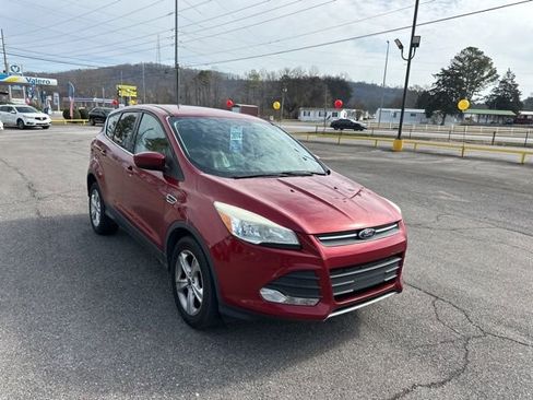Used 2014 Ford Escape SE image 4