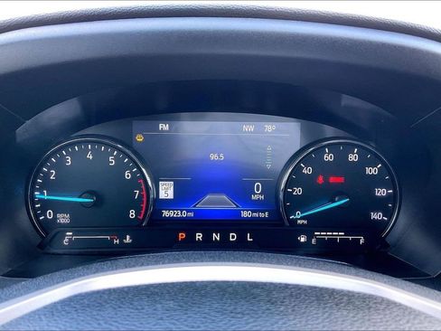 Used 2022 Ford Explorer XLT w/ Equipment Group 202A image 12