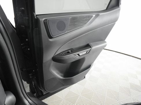 Used 2025 Lexus NX 250 FWD w/ Accessory Package (2T) image 16