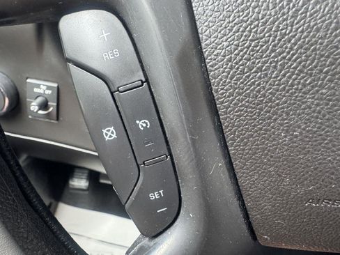 Used 2014 GMC Savana 1500 RWD image 10