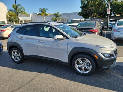 Used 2023 Hyundai Kona SEL w/ Cargo Package AWD/4WD image 3