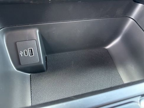 New 2025 Ford F150 XLT w/ Equipment Group 302A MID image 31