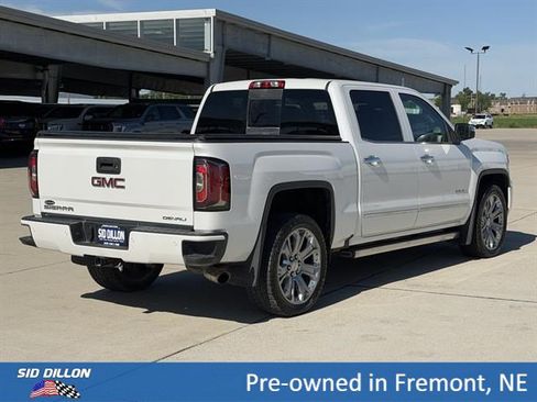 Certified 2018 GMC Sierra 1500 Denali w/ Denali Ultimate Package AWD/4WD image 4