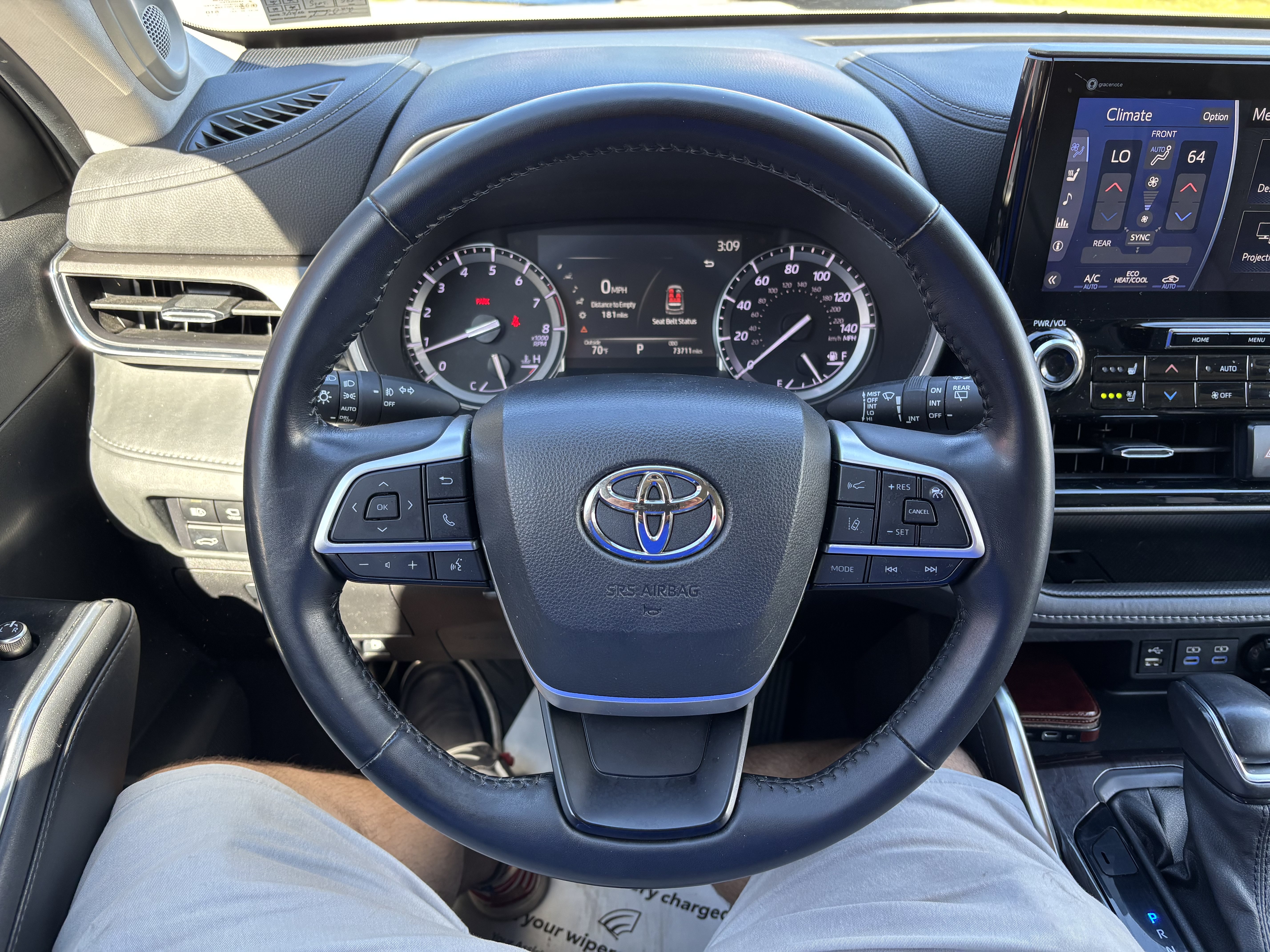 Used 2022 Toyota Highlander Limited AWD/4WD image 19