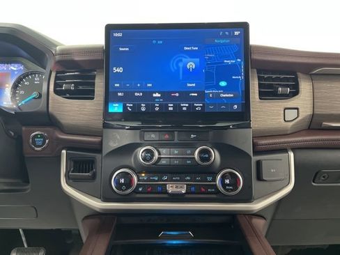 Used 2024 Ford Expedition Max Limited image 25