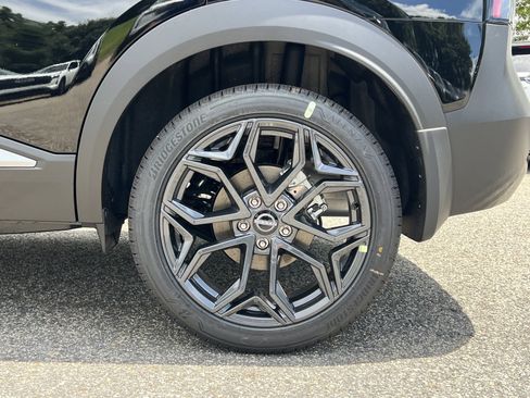 New 2026 Nissan Kicks SR w/ SR Premium Package FWD image 28