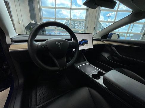 Used 2023 Tesla Model 3 Standard Range RWD image 13