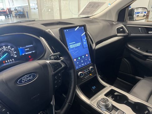 Certified 2024 Ford Edge SEL image 27