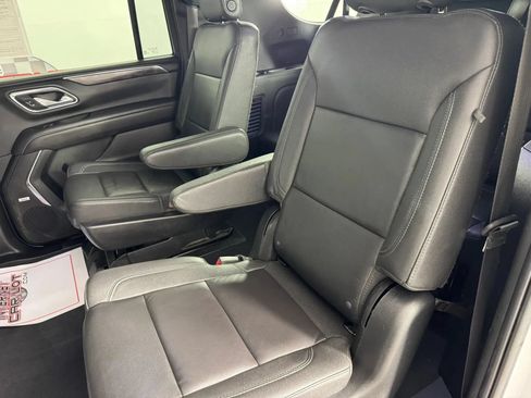 Used 2022 Chevrolet Suburban Z71 w/ Luxury Package AWD/4WD image 36