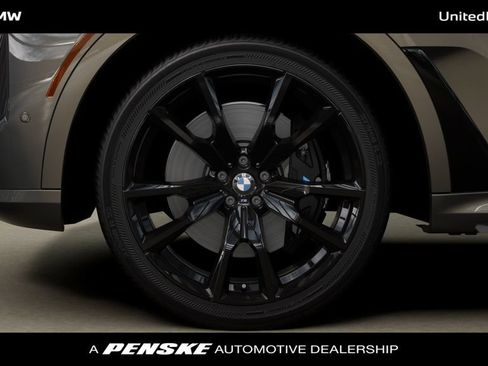 New 2026 BMW X7 M60i image 35