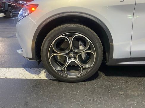 Used 2024 Alfa Romeo Stelvio Ti image 12