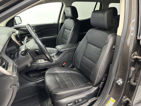 Used 2020 GMC Acadia Denali w/ Denali Ultimate Package image 14