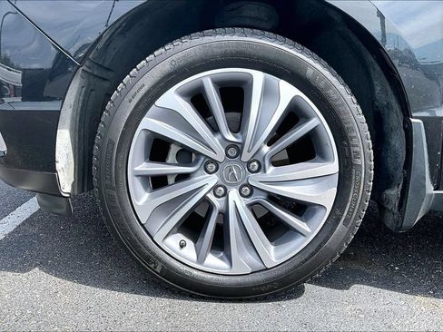Used 2017 Acura MDX FWD w/ Technology Package image 2
