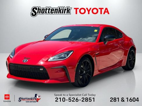 Used 2026 Toyota GR86 Premium RWD image 1